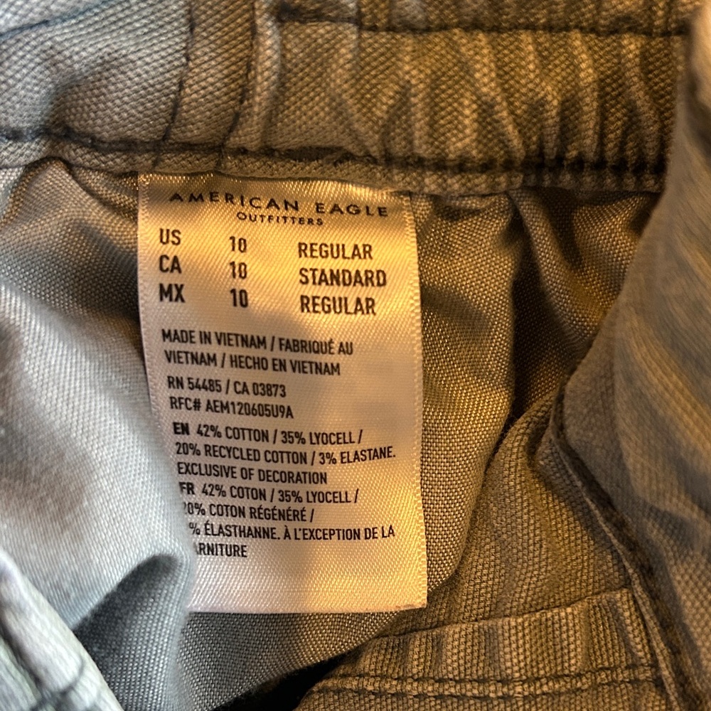 American Eagle Outfitters Women's Straight Leg Cargo Jeans - Gray - Picture 6 of 7